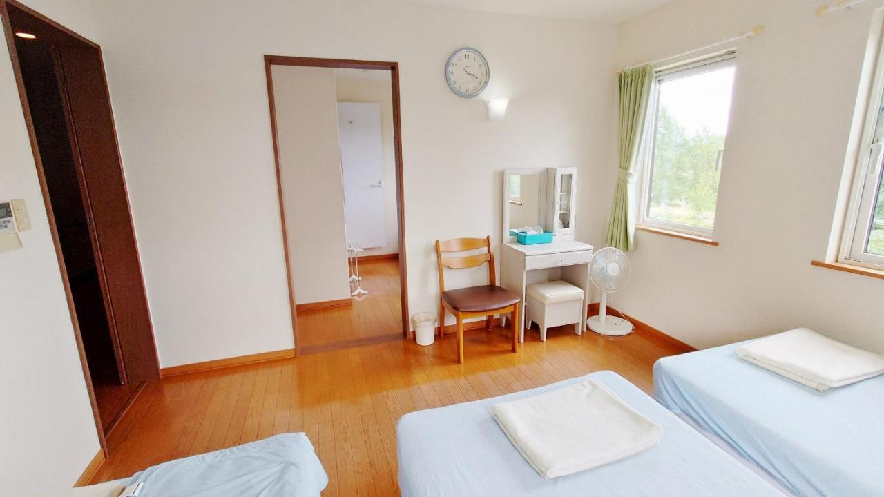 Pension And Restaurant La Collina Nakafurano Ngoại thất bức ảnh